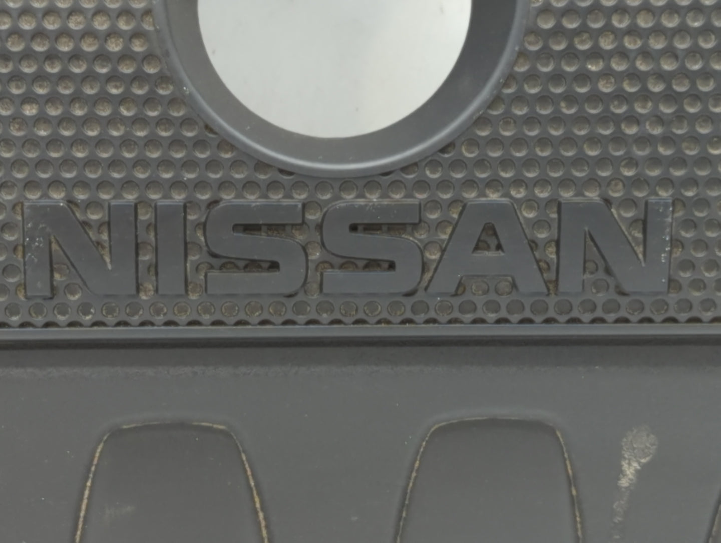 2015 Nissan Sentra Engine Cover - Oemusedautoparts1.com