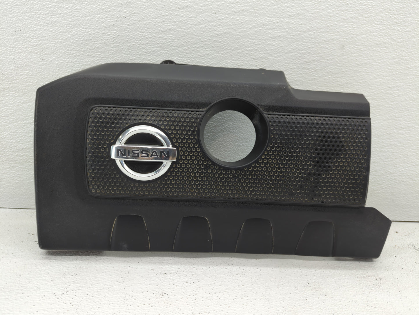 2015 Nissan Sentra Engine Cover - Oemusedautoparts1.com