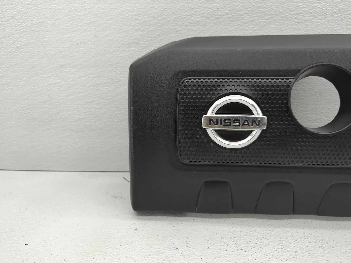 2015 Nissan Sentra Engine Cover - Oemusedautoparts1.com