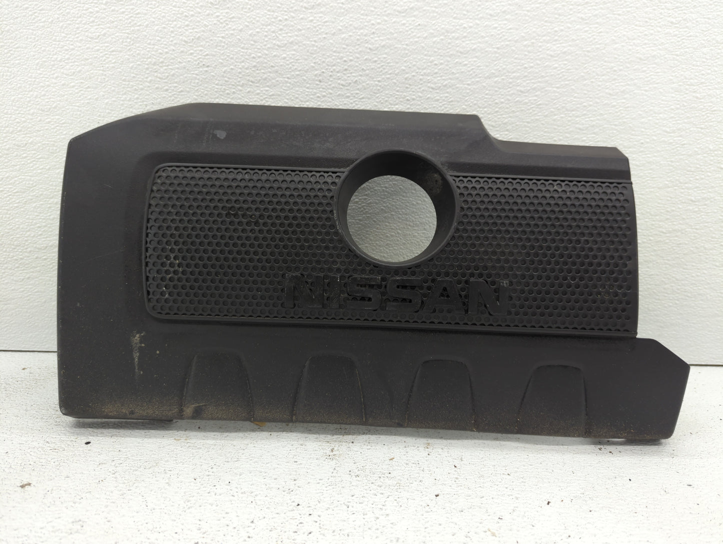 2015 Nissan Sentra Engine Cover - Oemusedautoparts1.com