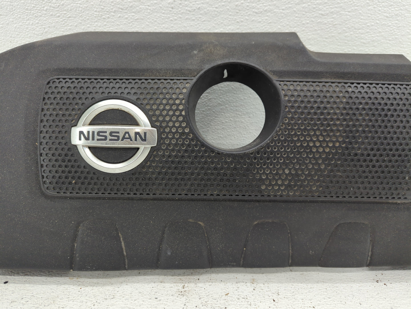 2015 Nissan Sentra Engine Cover - Oemusedautoparts1.com