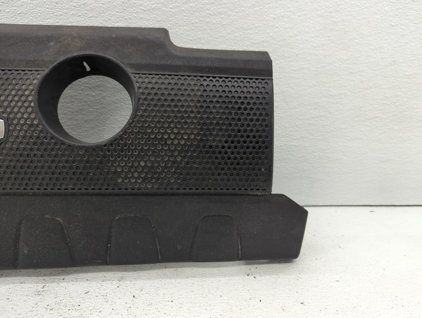 2015 Nissan Sentra Engine Cover - Oemusedautoparts1.com