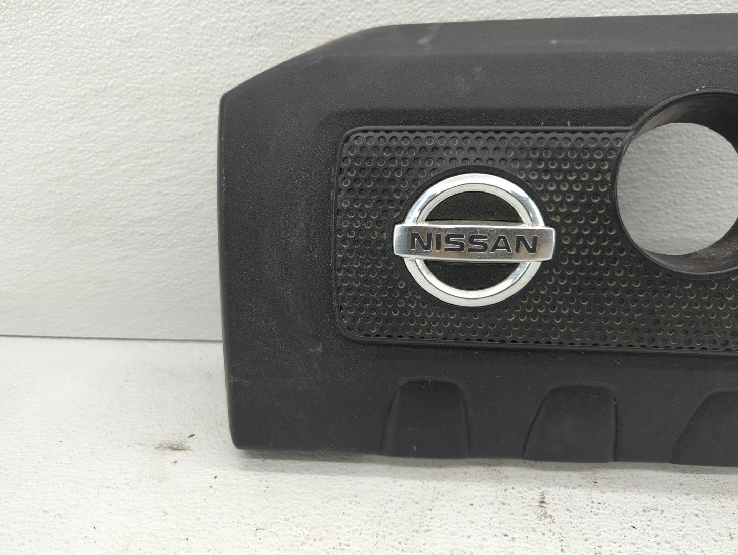 2015 Nissan Sentra Engine Cover - Oemusedautoparts1.com