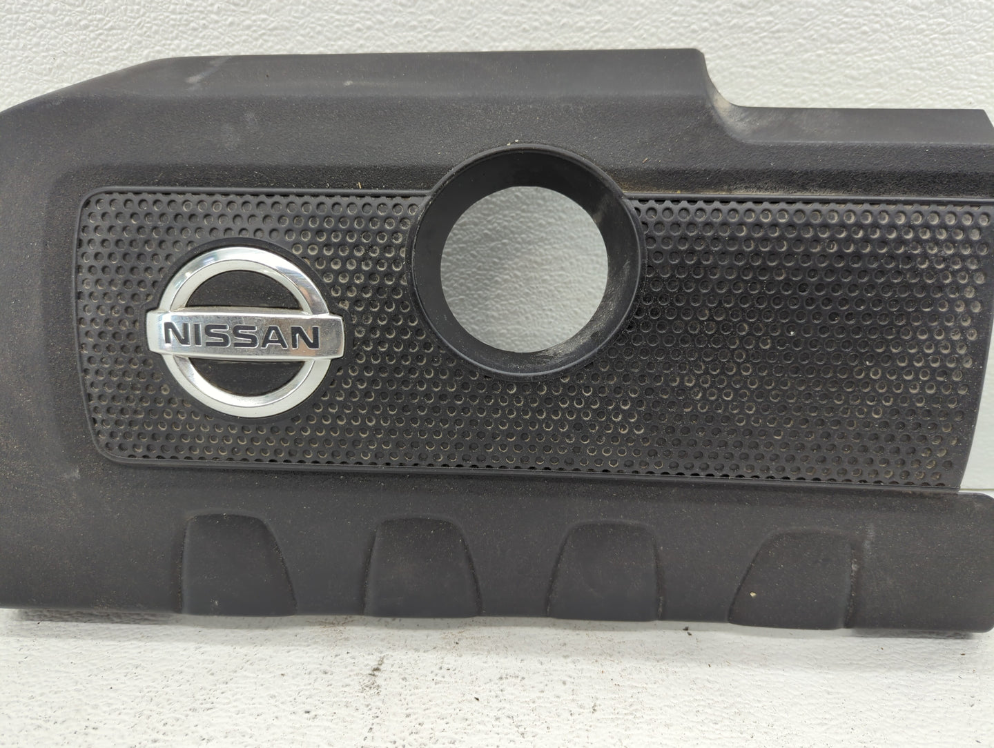 2015 Nissan Sentra Engine Cover - Oemusedautoparts1.com