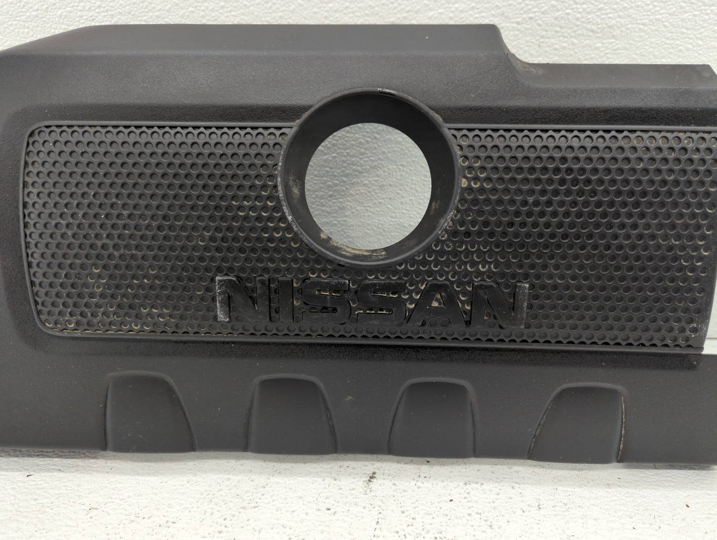 2015 Nissan Sentra Engine Cover - Oemusedautoparts1.com