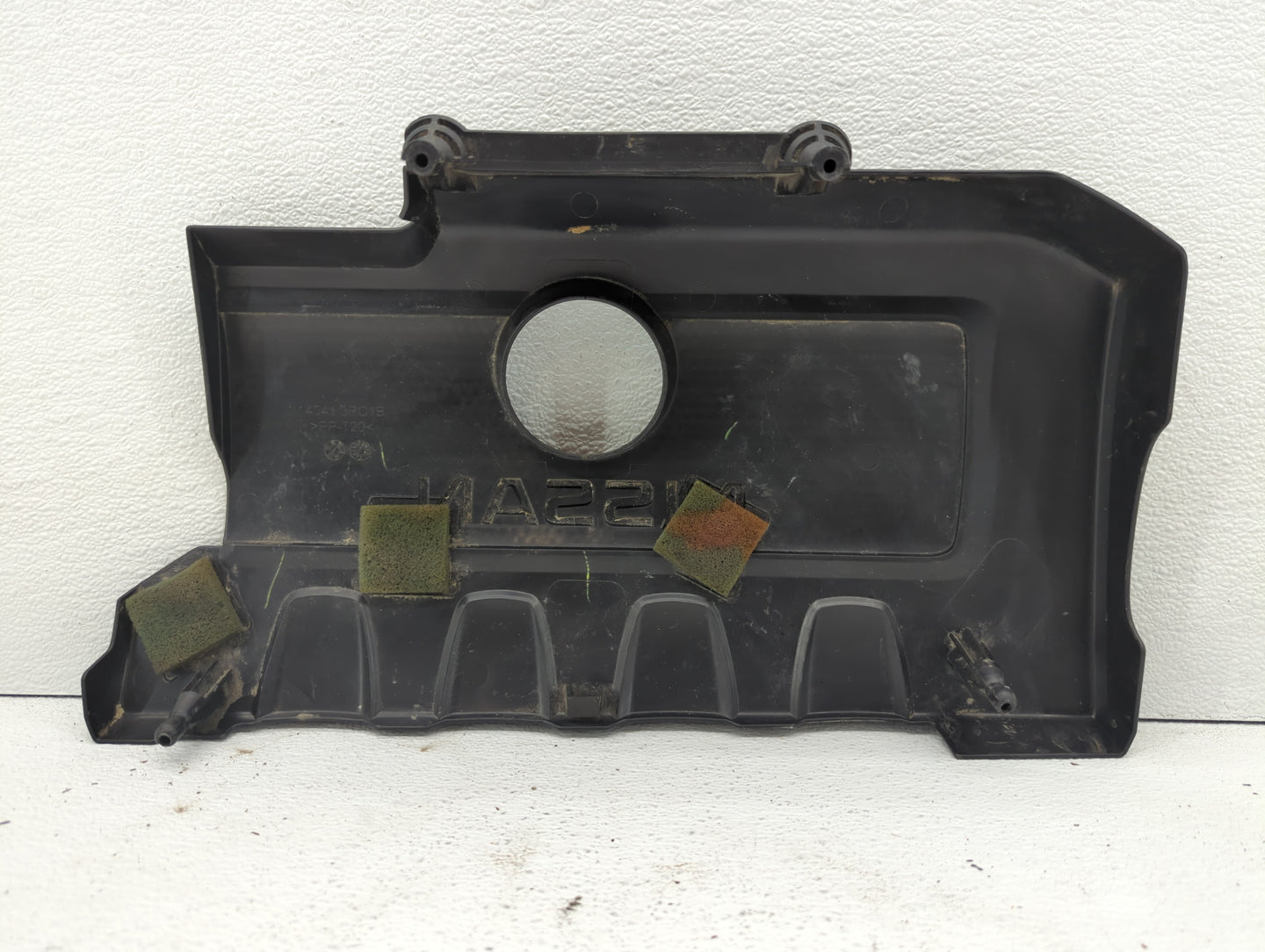 2015 Nissan Sentra Engine Cover - Oemusedautoparts1.com