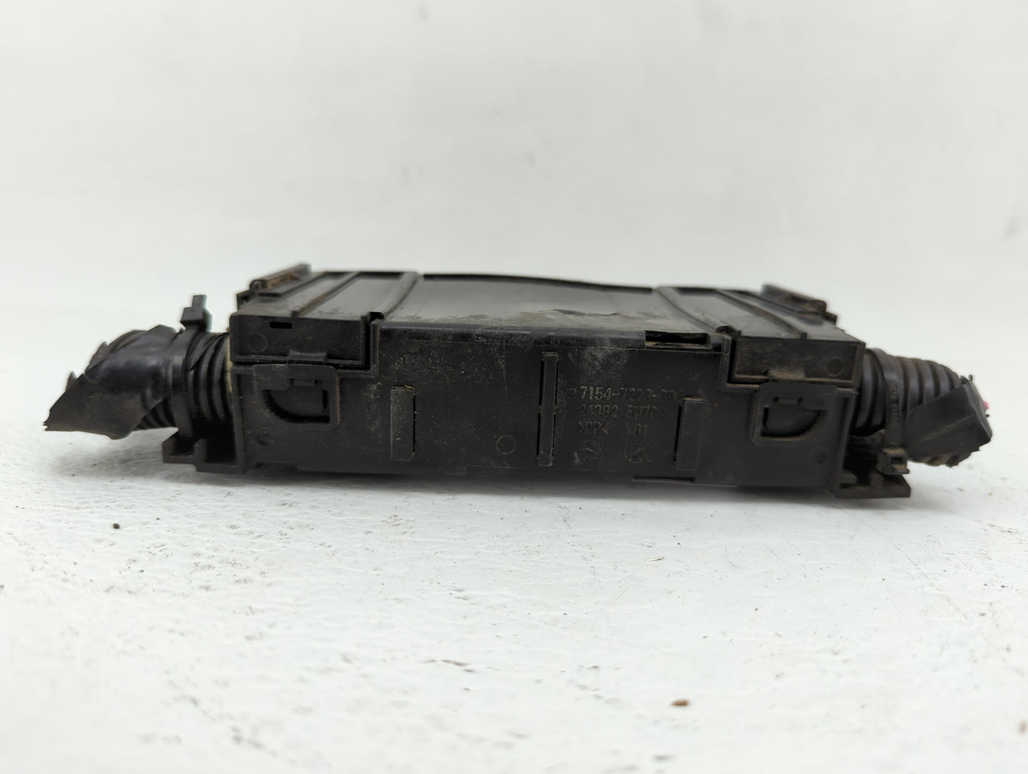2013-2019 Nissan Sentra Fusebox Fuse Box Panel Relay Module P/N:24382 EW70B 284B7 3RA1A Fits OEM Used Auto Parts - Oemusedau