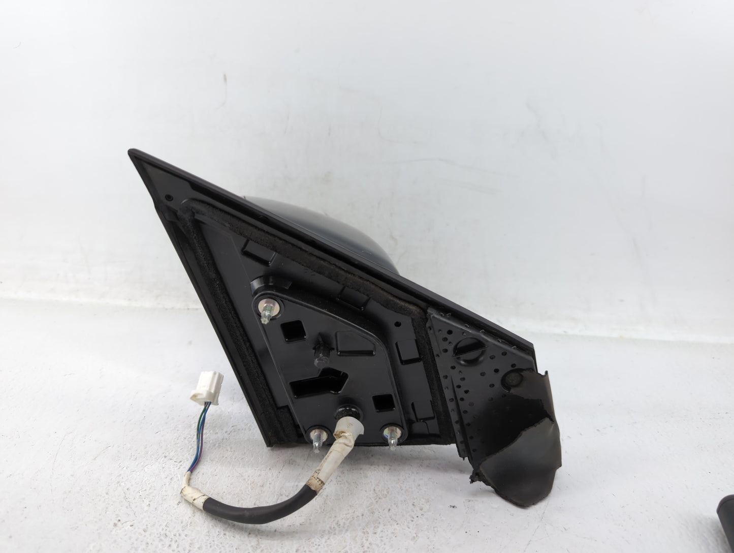 2013-2015 Nissan Sentra Driver Side View Mirror - Left Door Mirror OEM Used - Oemusedautoparts1.com