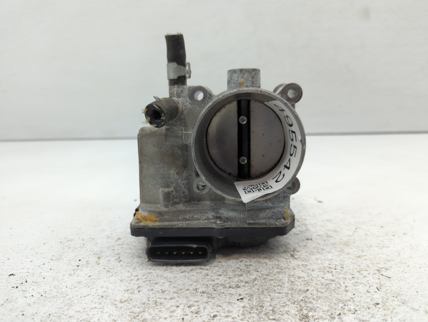 2013-2019 Nissan Sentra Throttle Body P/N:3RA60-01 A Fits Fits 2013 2014 2015 2016 2017 2018 2019 OEM Used Auto Parts - Oemu