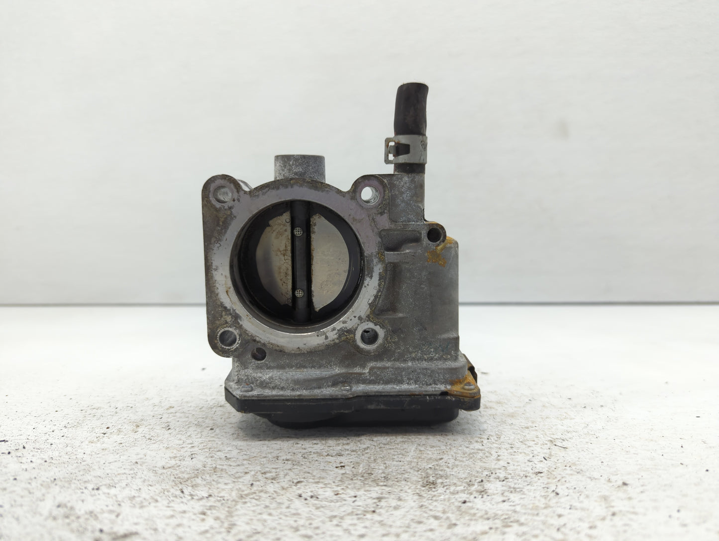 2013-2019 Nissan Sentra Throttle Body P/N:3RA60-01 A Fits Fits 2013 2014 2015 2016 2017 2018 2019 OEM Used Auto Parts - Oemu