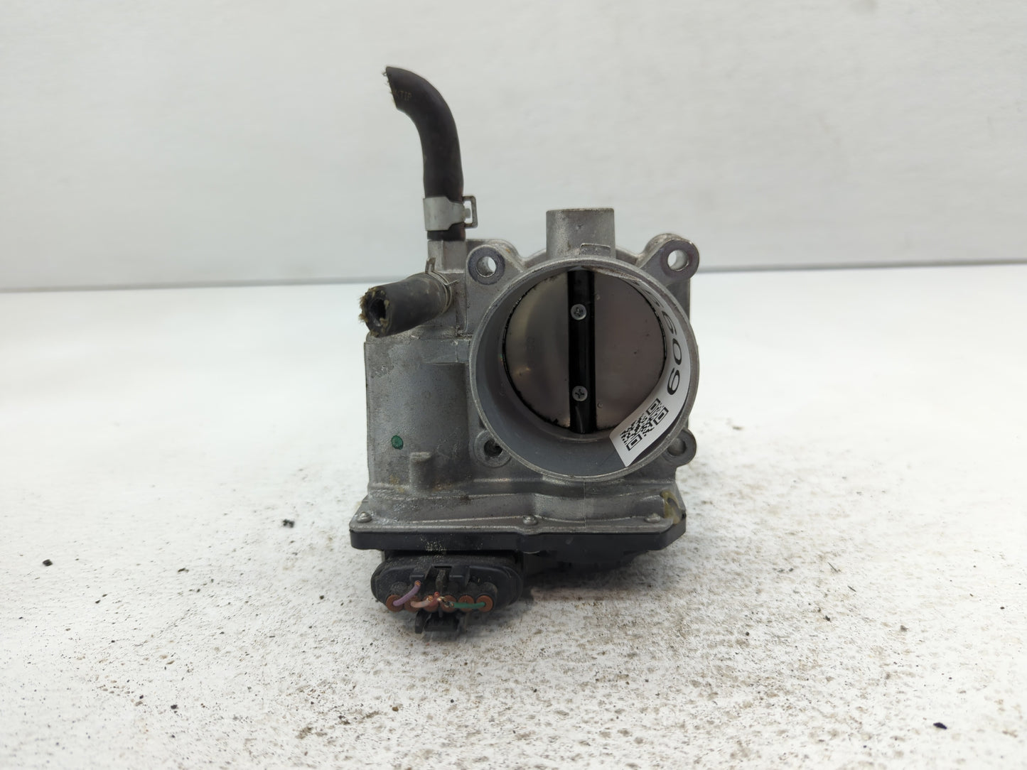 2013-2019 Nissan Sentra Throttle Body P/N:3RA60-01 B Fits Fits 2013 2014 2015 2016 2017 2018 2019 OEM Used Auto Parts - Oemu