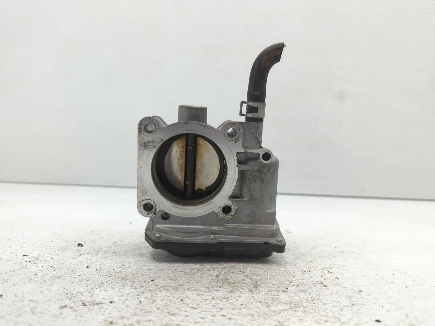 2013-2019 Nissan Sentra Throttle Body P/N:3RA60-01 B Fits Fits 2013 2014 2015 2016 2017 2018 2019 OEM Used Auto Parts - Oemu