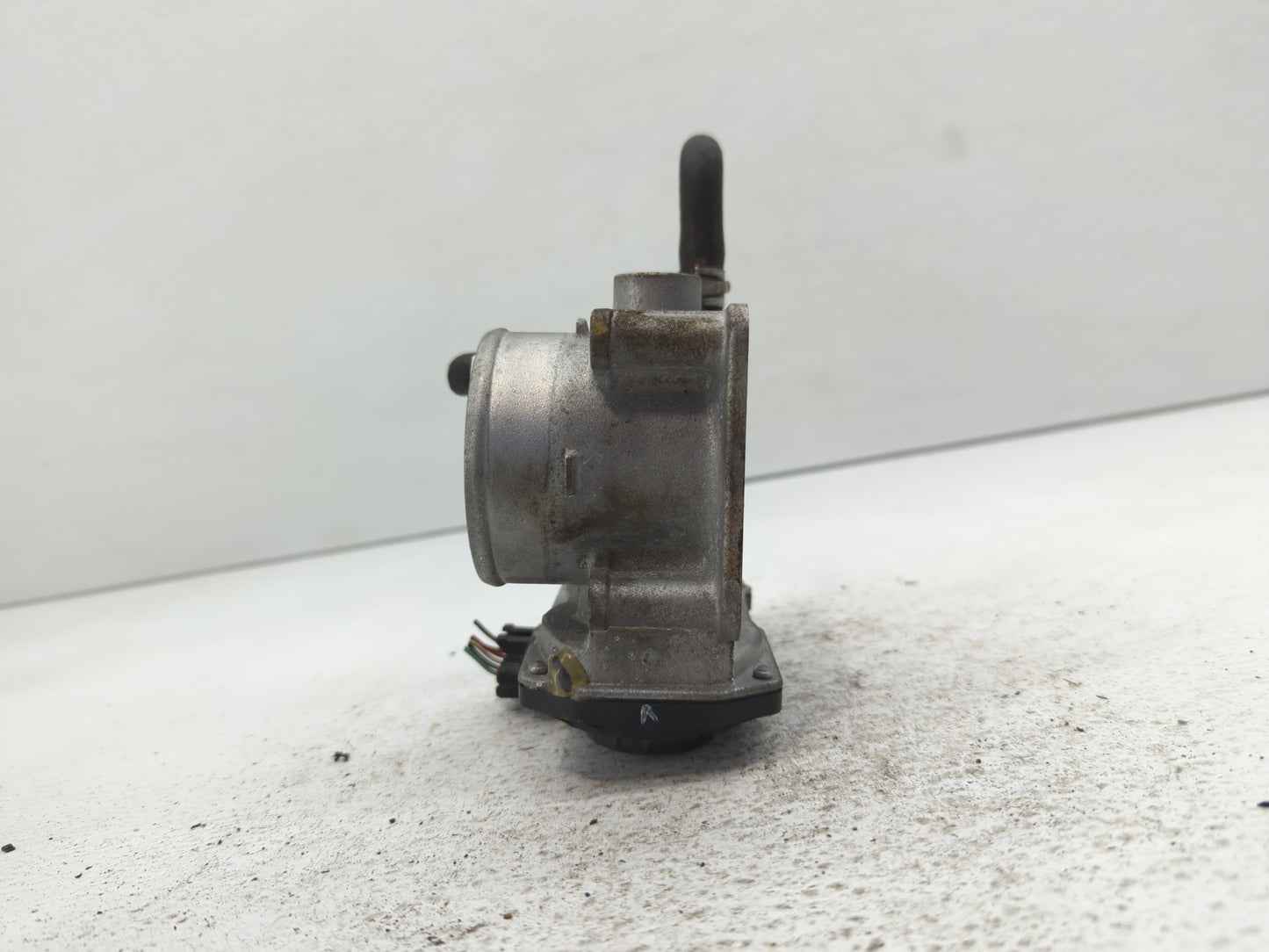 2013-2019 Nissan Sentra Throttle Body P/N:3RA60-01 B Fits Fits 2013 2014 2015 2016 2017 2018 2019 OEM Used Auto Parts - Oemu