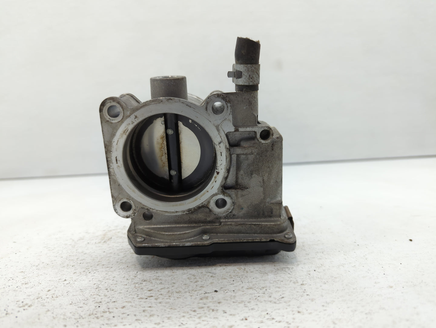 2013-2019 Nissan Sentra Throttle Body P/N:3RA60-01 Fits Fits 2013 2014 2015 2016 2017 2018 2019 OEM Used Auto Parts - Oemuse