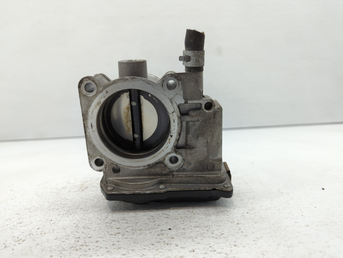 2013-2019 Nissan Sentra Throttle Body P/N:3RA60-01 Fits Fits 2013 2014 2015 2016 2017 2018 2019 OEM Used Auto Parts - Oemuse