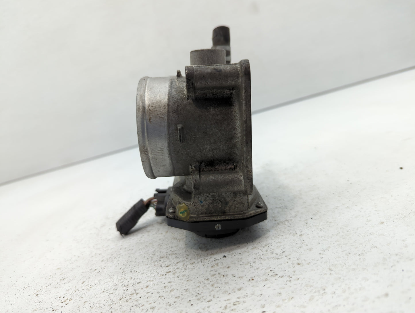 2013-2019 Nissan Sentra Throttle Body P/N:3RA60-01 Fits Fits 2013 2014 2015 2016 2017 2018 2019 OEM Used Auto Parts - Oemuse
