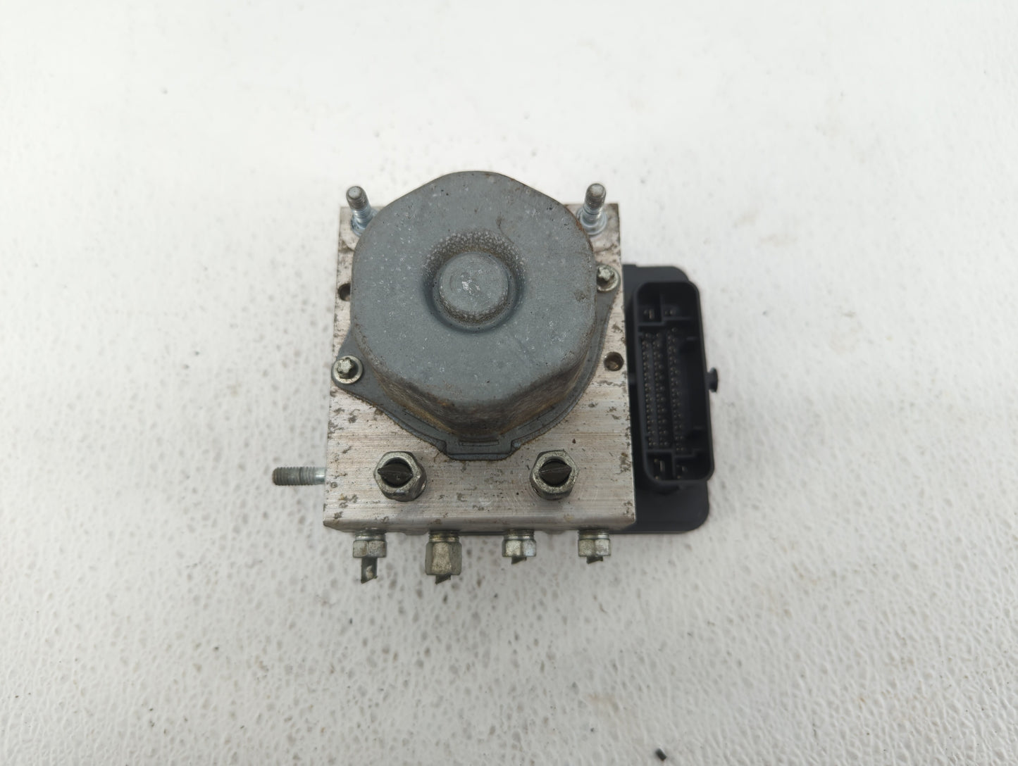 2015 Nissan Sentra ABS Pump Control Module Replacement P/N:0 265 255 042 Fits OEM Used Auto Parts - Oemusedautoparts1.com