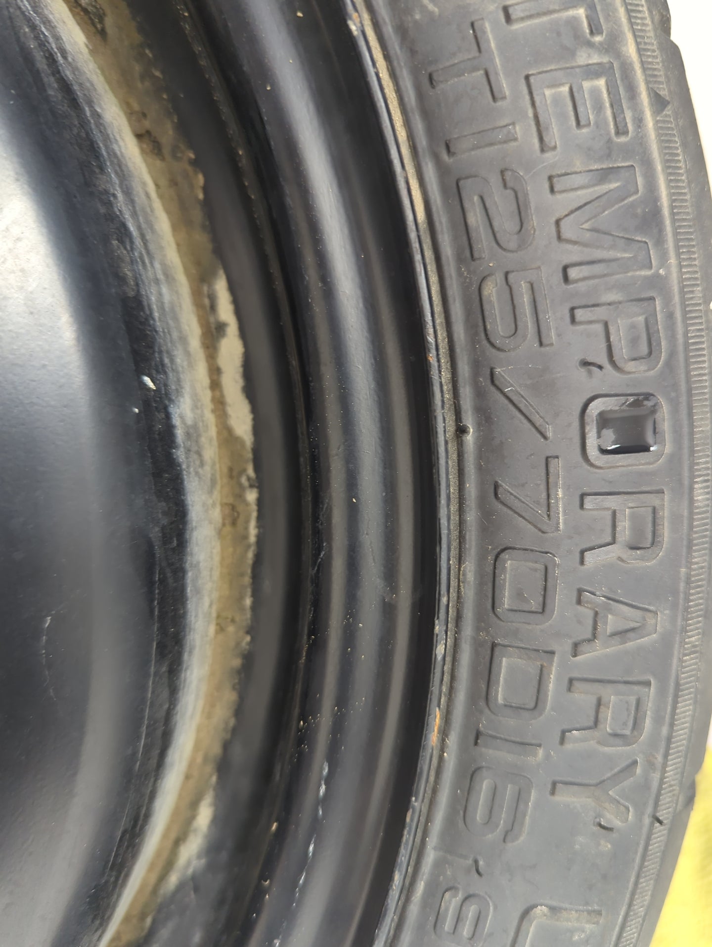 2013-2015 Nissan Sentra Spare Donut Tire Wheel Rim Oem 5038438 - Oemusedautoparts1.com