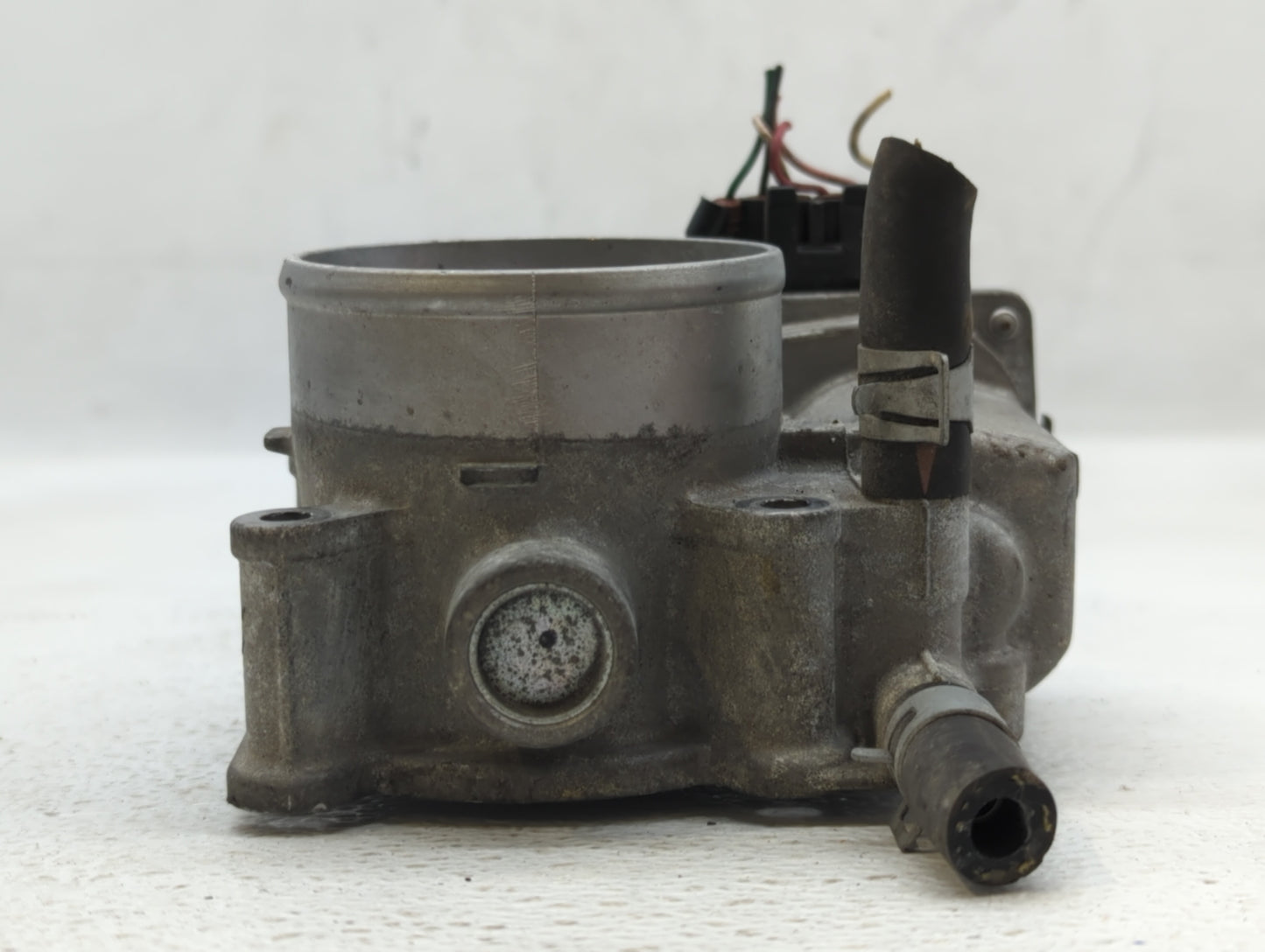 2013-2019 Nissan Sentra Throttle Body P/N:3RA60-01 A Fits Fits 2013 2014 2015 2016 2017 2018 2019 OEM Used Auto Parts - Oemu