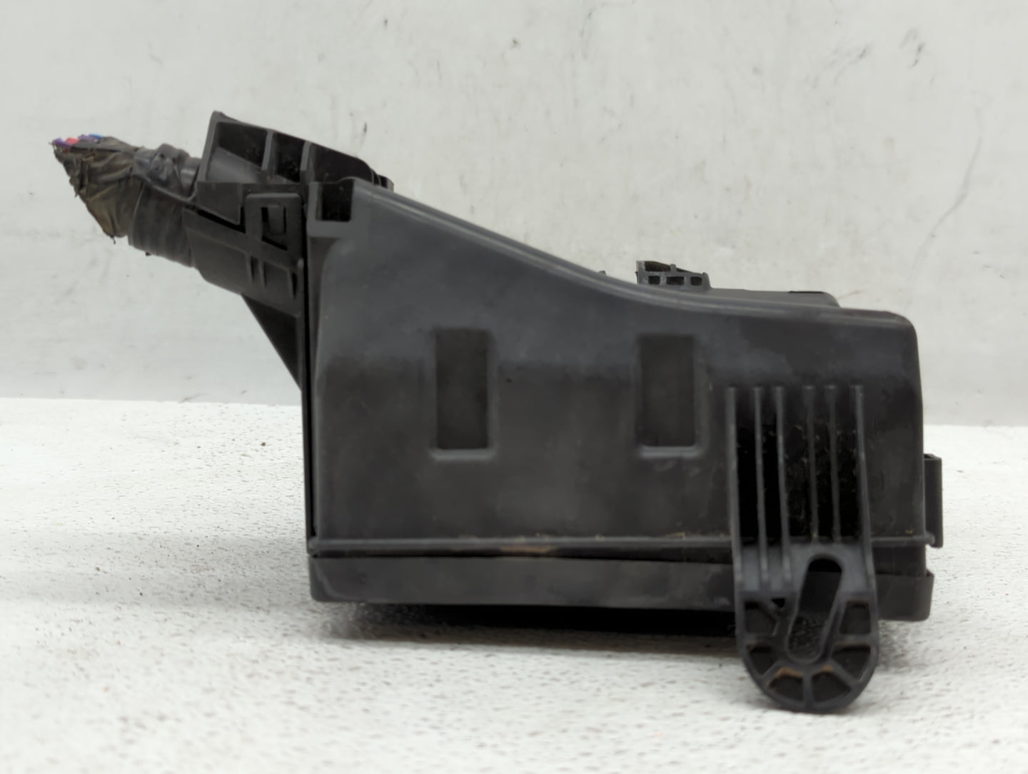 2013-2019 Nissan Sentra Fusebox Fuse Box Panel Relay Module P/N:284B7 3RA3A 284B7 3RA3E Fits OEM Used Auto Parts - Oemusedau