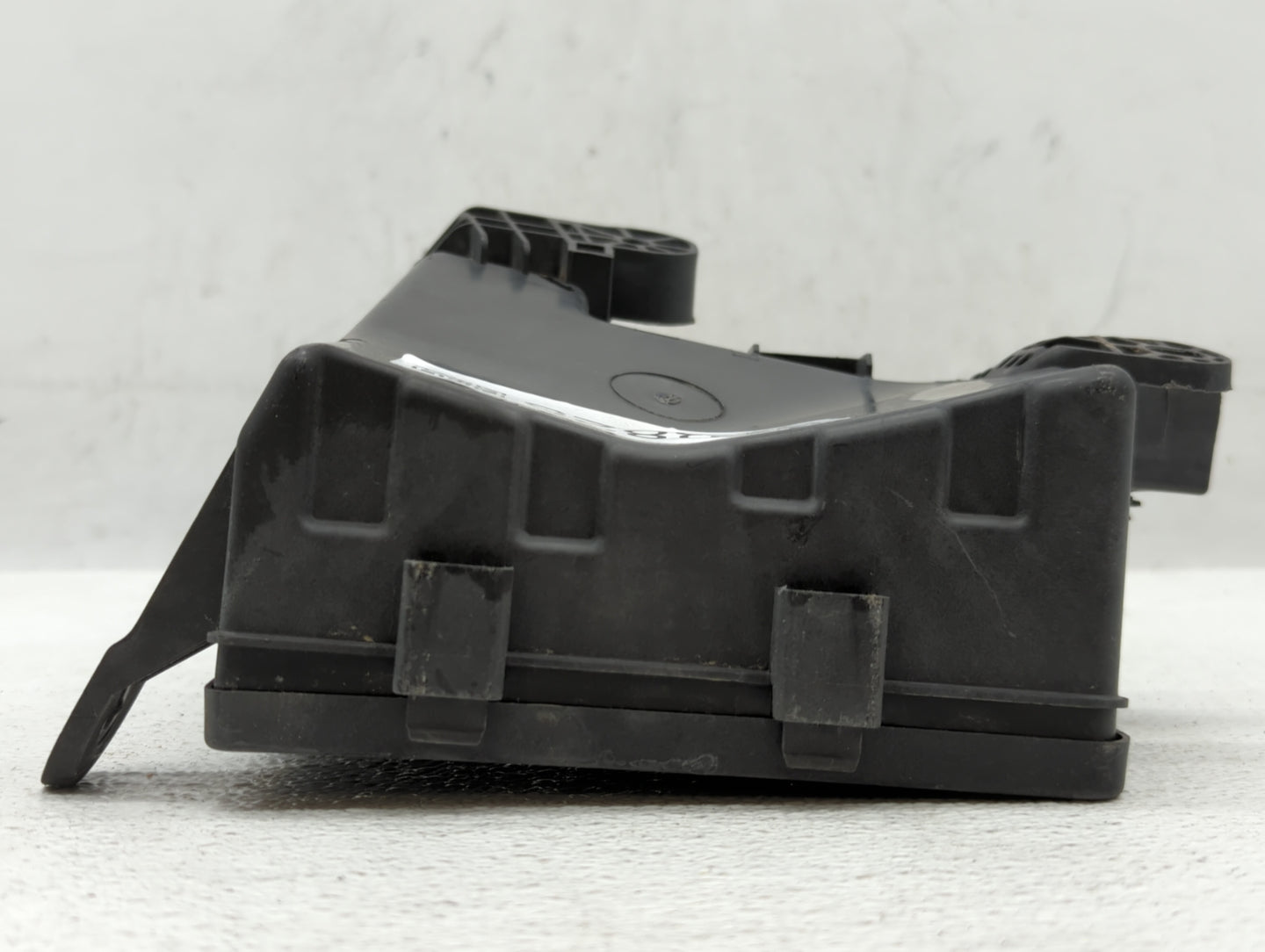 2013-2019 Nissan Sentra Fusebox Fuse Box Panel Relay Module P/N:284B7 3RA3A 284B7 3RA3E Fits OEM Used Auto Parts - Oemusedau