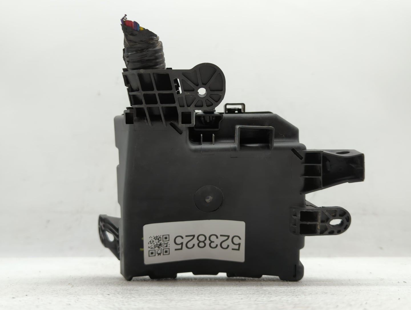 2013-2019 Nissan Sentra Fusebox Fuse Box Panel Relay Module P/N:284B7 3RA3A 284B7 3RA3E Fits OEM Used Auto Parts - Oemusedau