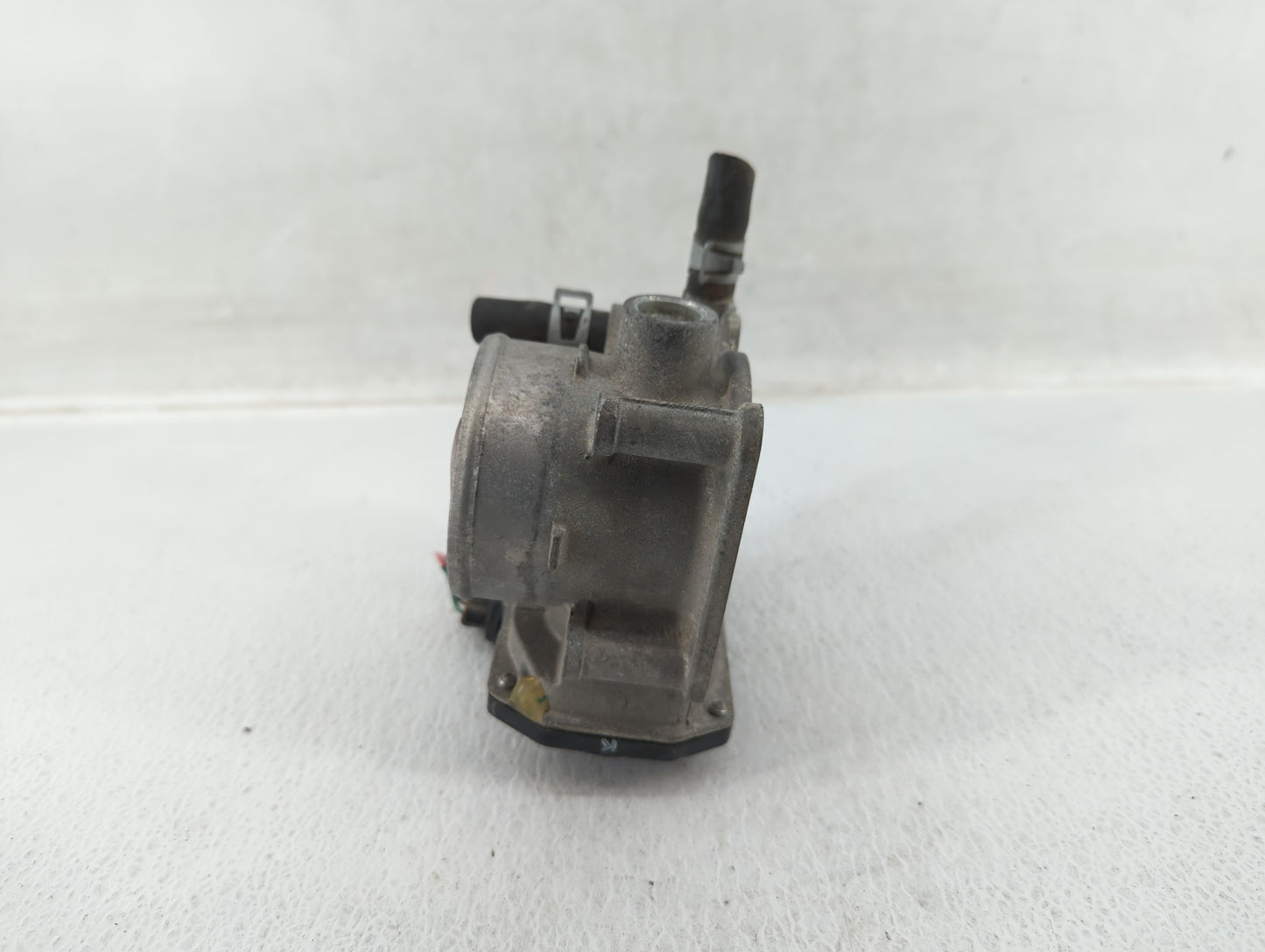 2013-2019 Nissan Sentra Throttle Body P/N:3RA60-01 A Fits Fits 2013 2014 2015 2016 2017 2018 2019 OEM Used Auto Parts - Oemu