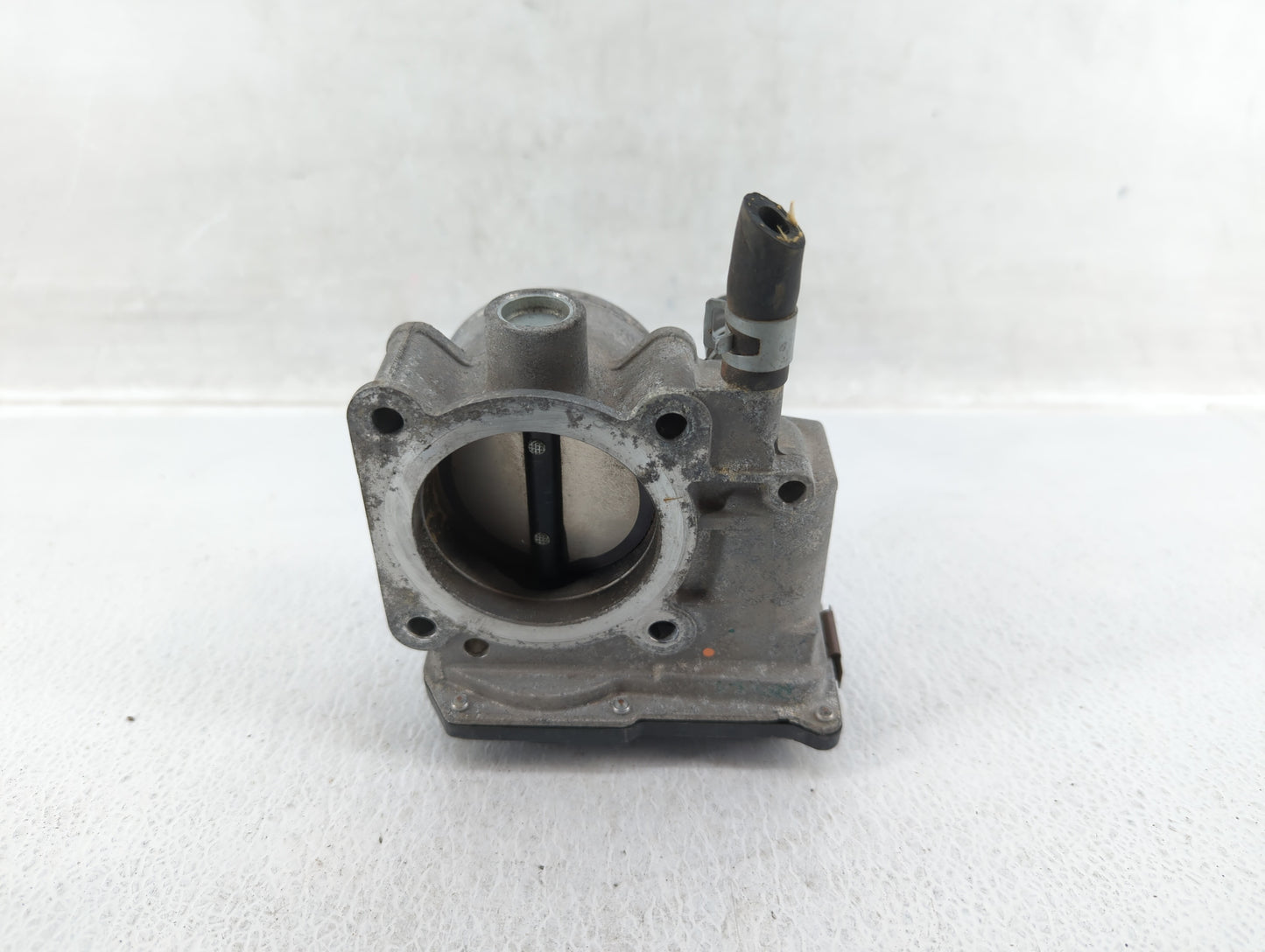 2013-2019 Nissan Sentra Throttle Body P/N:3RA60-01 A Fits Fits 2013 2014 2015 2016 2017 2018 2019 OEM Used Auto Parts - Oemu