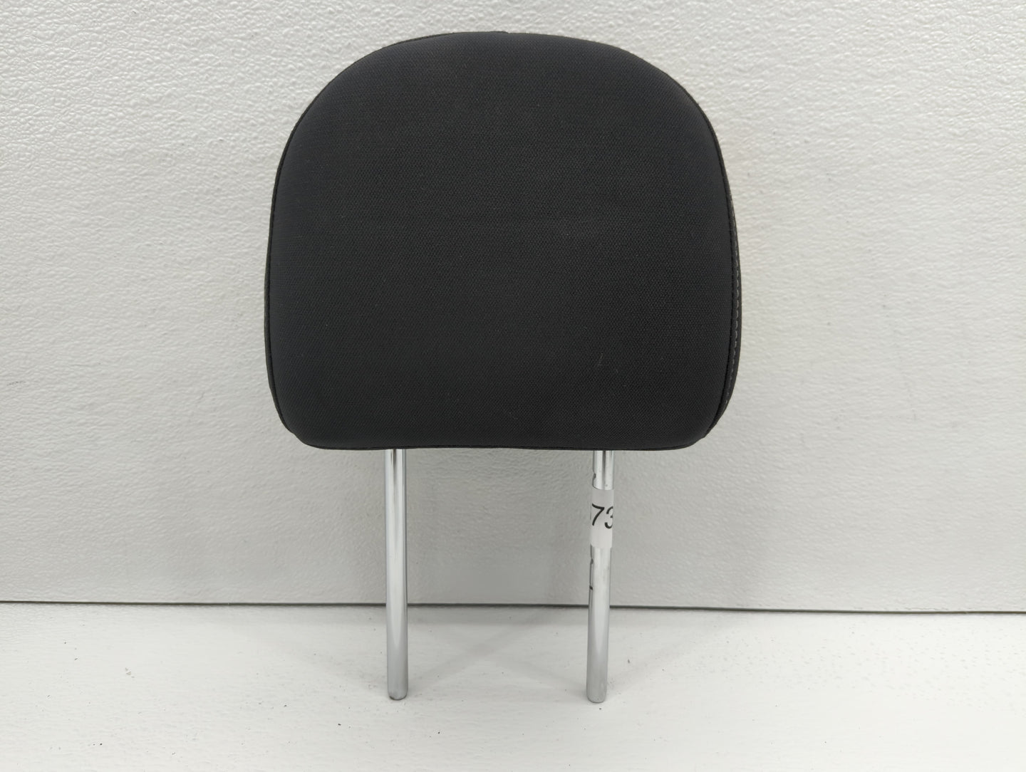2014-2015 Nissan Sentra Headrest Head Rest Front Driver Passenger Seat - Oemusedautoparts1.com