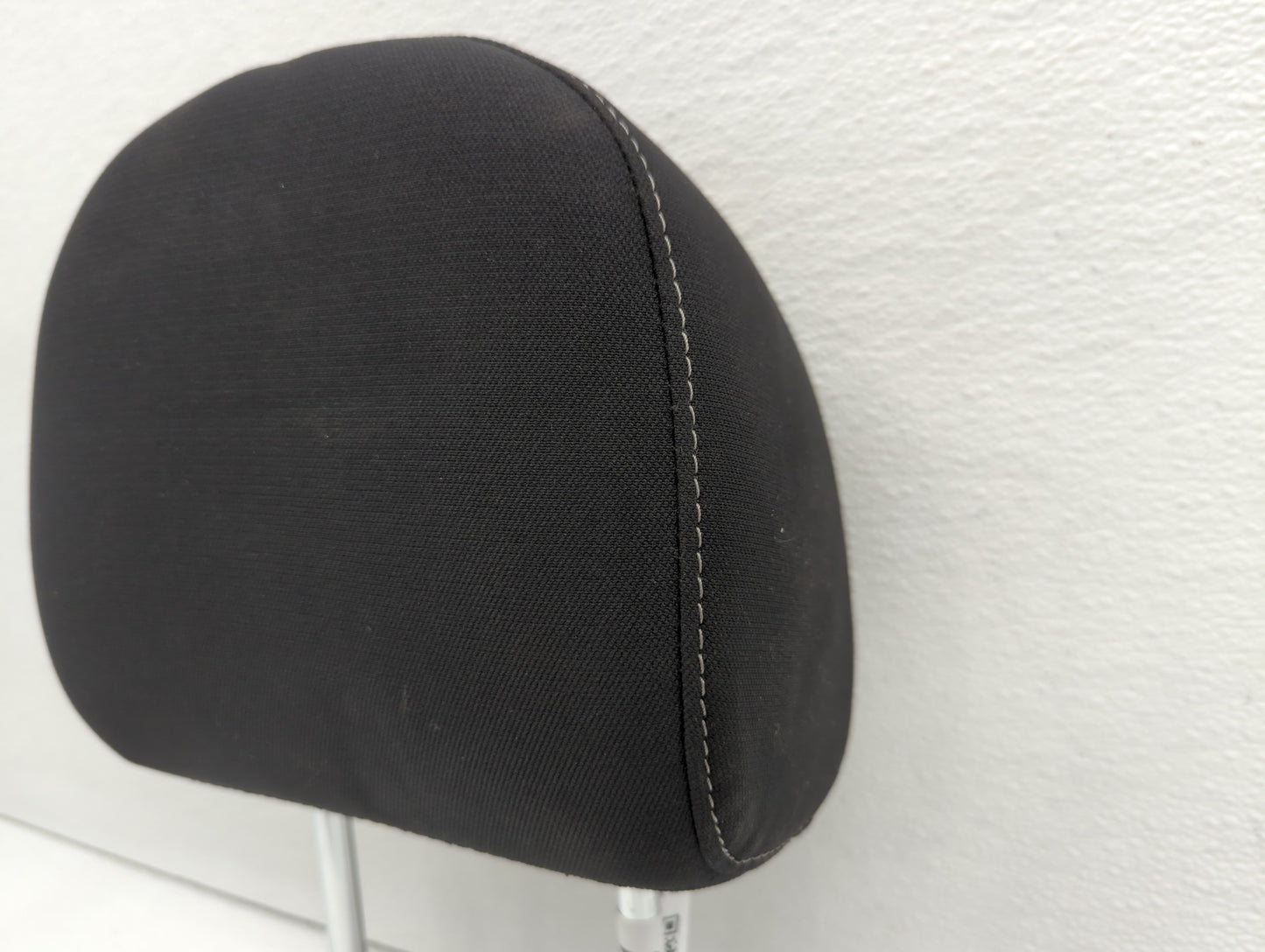 2014-2015 Nissan Sentra Headrest Head Rest Front Driver Passenger Seat - Oemusedautoparts1.com
