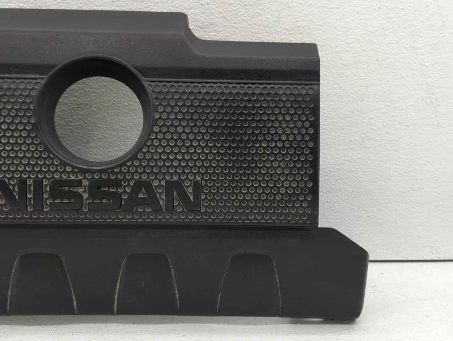 2015 Nissan Sentra Engine Cover - Oemusedautoparts1.com