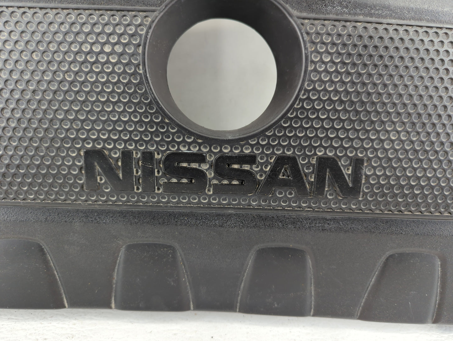 2015 Nissan Sentra Engine Cover - Oemusedautoparts1.com