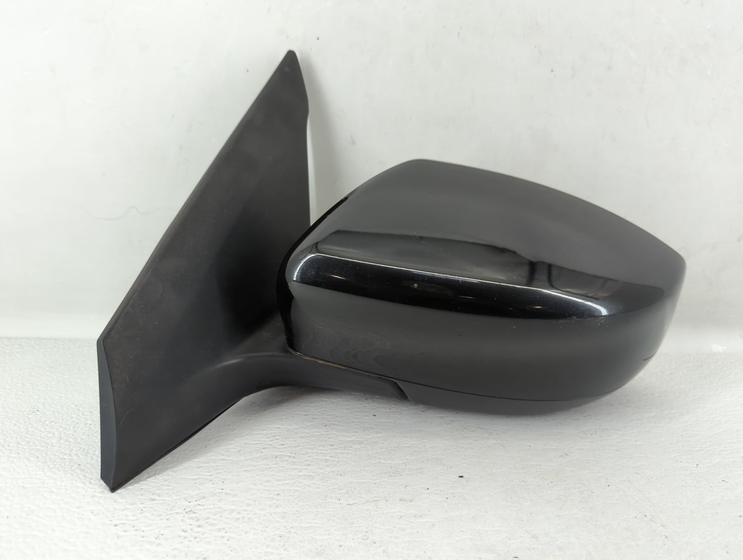 2013-2015 Nissan Sentra Driver Side View Mirror - Left Door Mirror OEM Used - Oemusedautoparts1.com
