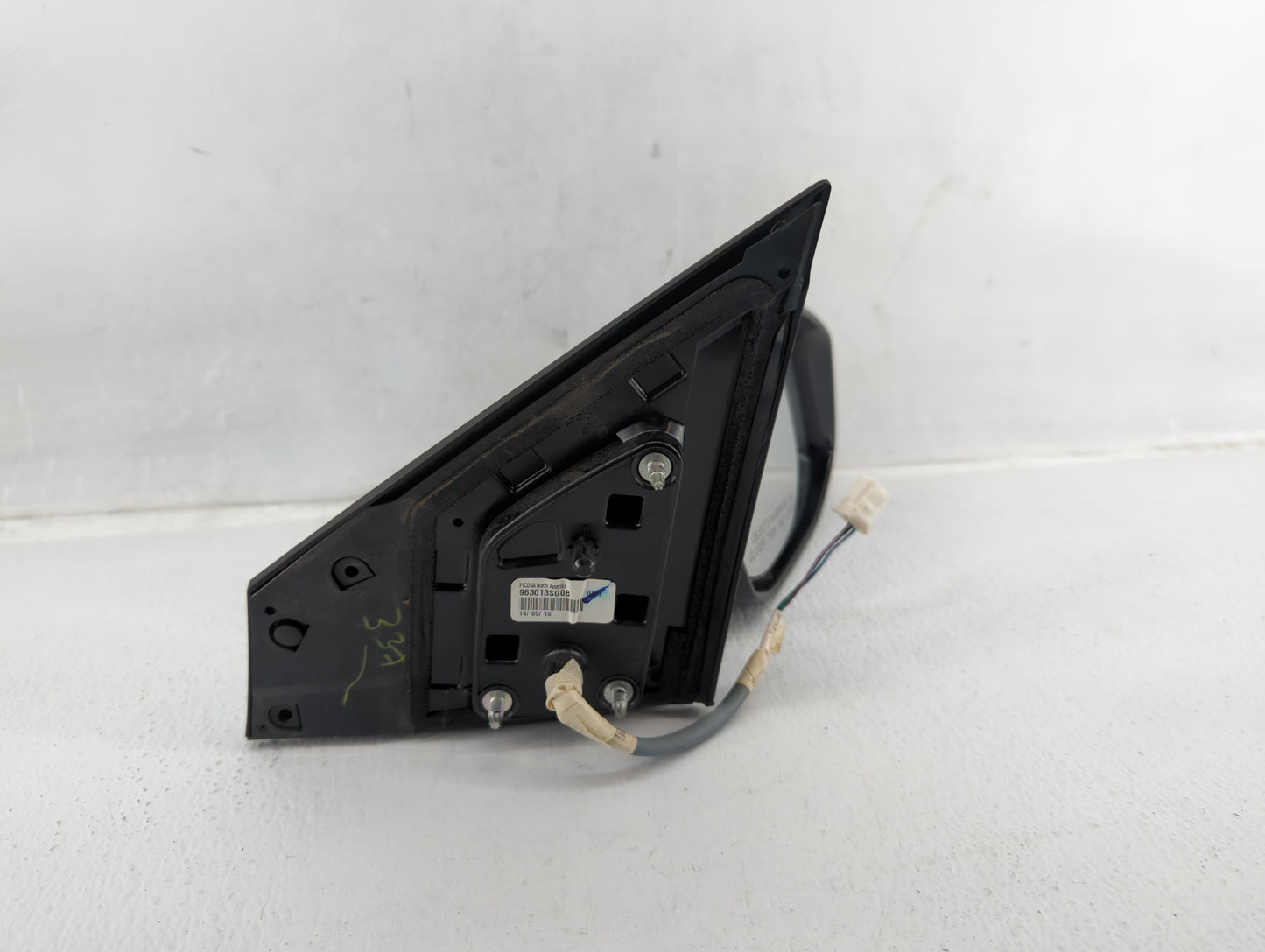 2013-2015 Nissan Sentra Passenger Side View Mirror - Right Door Mirror OEM Used - Oemusedautoparts1.com
