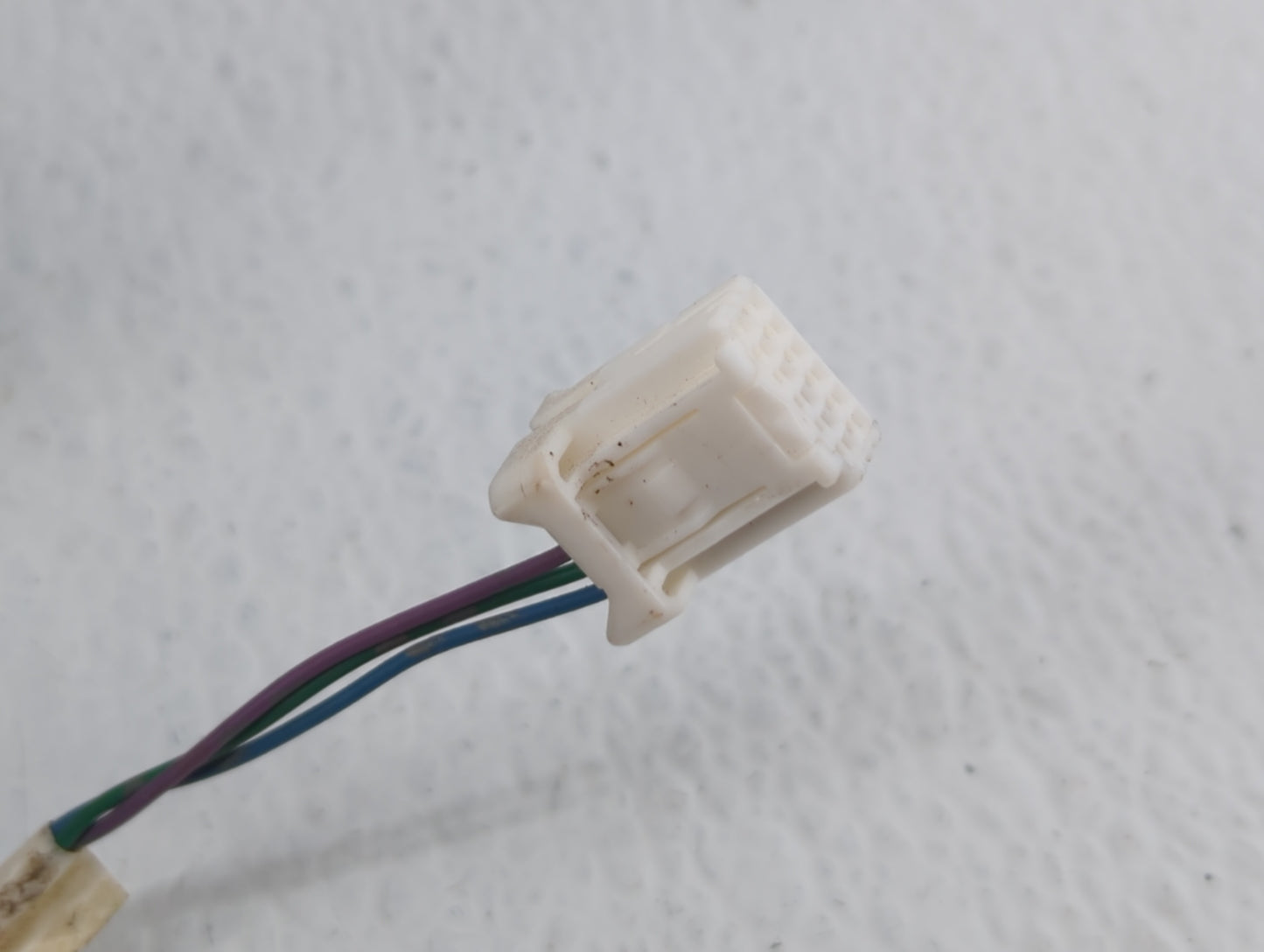 2013-2015 Nissan Sentra Passenger Side View Mirror - Right Door Mirror OEM Used - Oemusedautoparts1.com