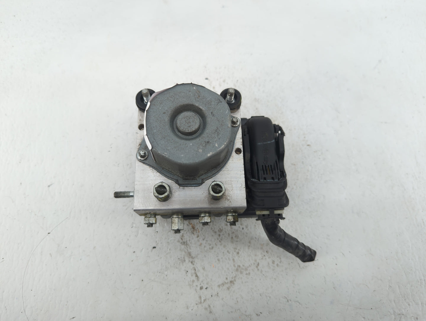 2014-2015 Nissan Sentra ABS Pump Control Module Replacement P/N:47660-3SG0C Fits Fits 2014 2015 OEM Used Auto Parts - Oemuse