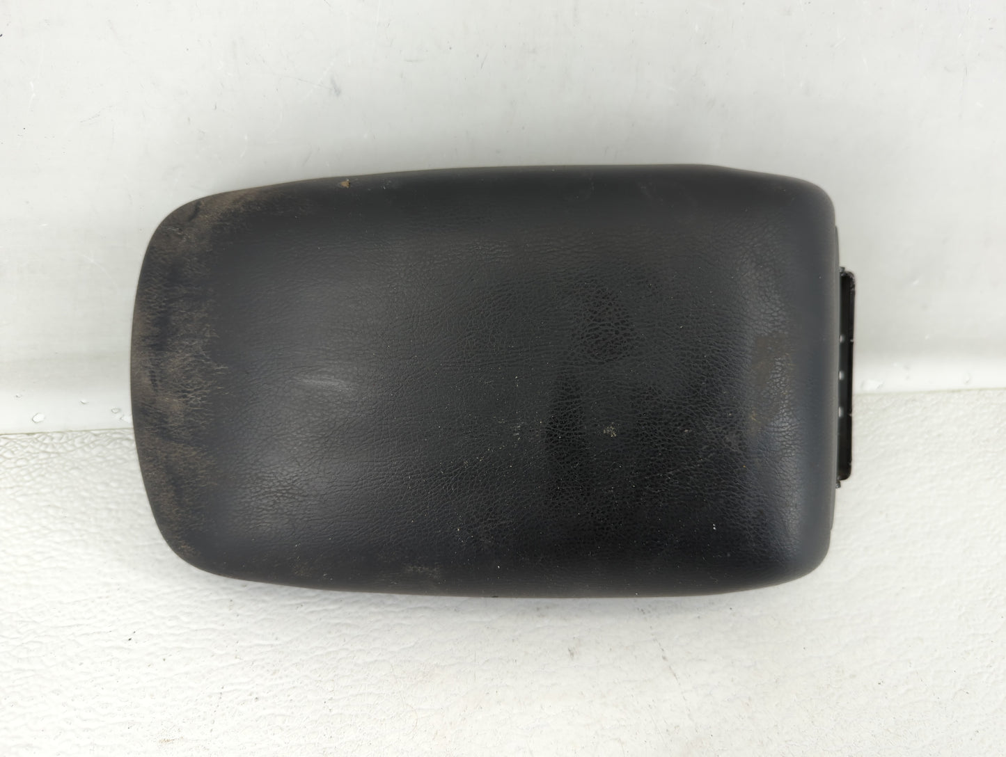 2015 Nissan Sentra Center Console Armrest Cover Lid - Oemusedautoparts1.com