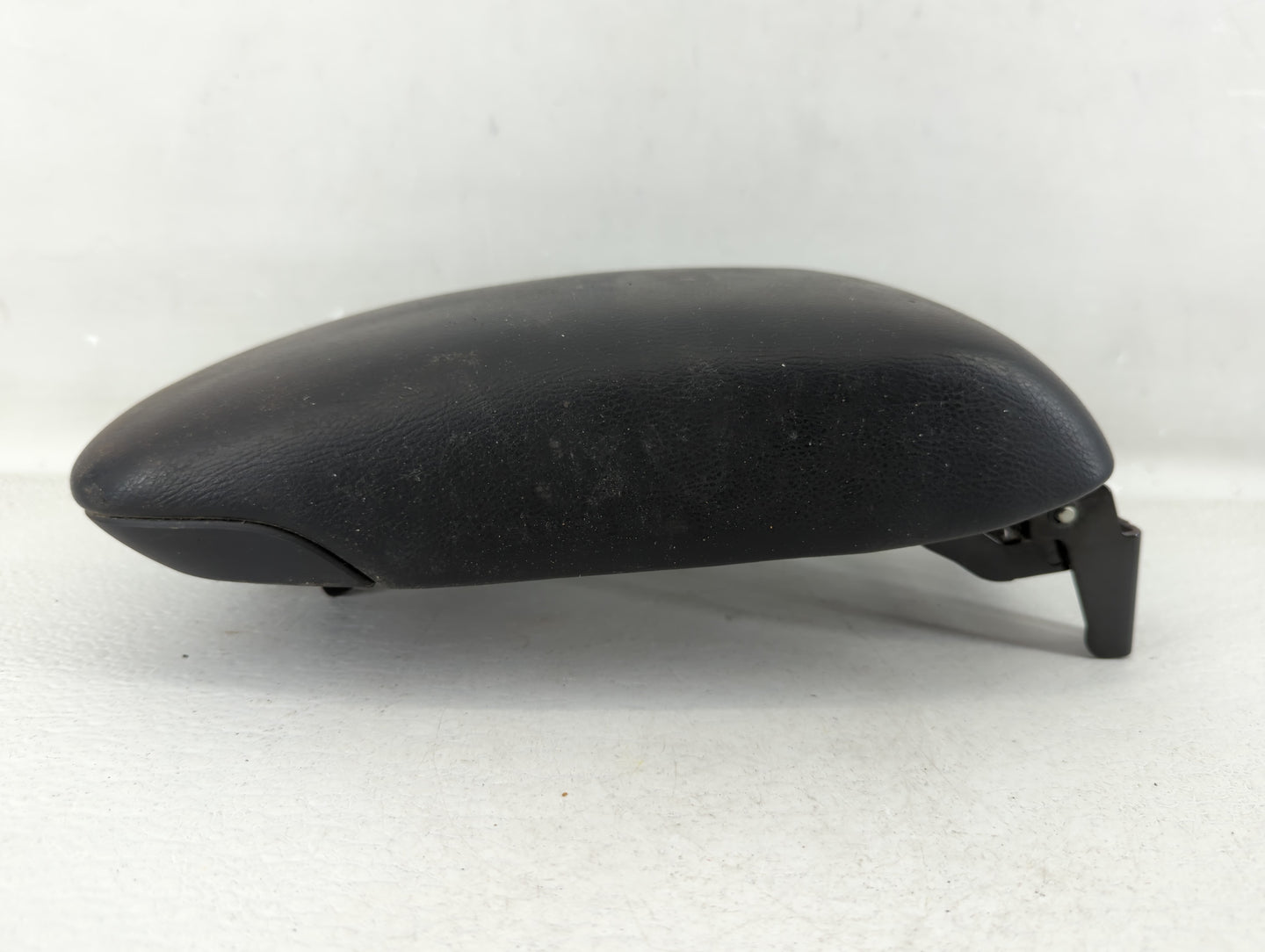 2015 Nissan Sentra Center Console Armrest Cover Lid - Oemusedautoparts1.com