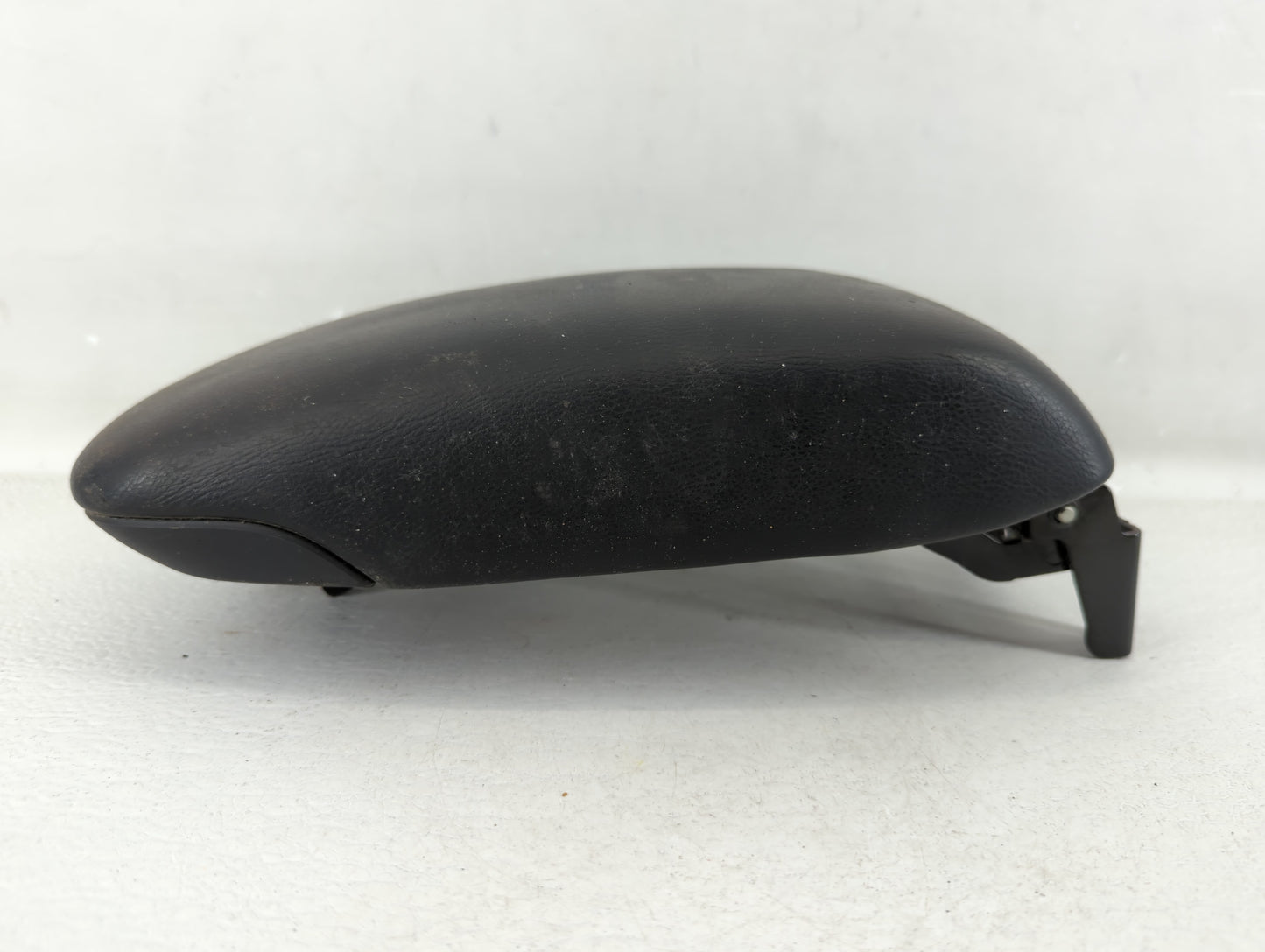 2015 Nissan Sentra Center Console Armrest Cover Lid - Oemusedautoparts1.com