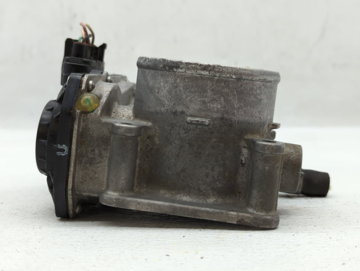 2013-2019 Nissan Sentra Throttle Body P/N:3RA60-01 Fits Fits 2013 2014 2015 2016 2017 2018 2019 OEM Used Auto Parts - Oemuse