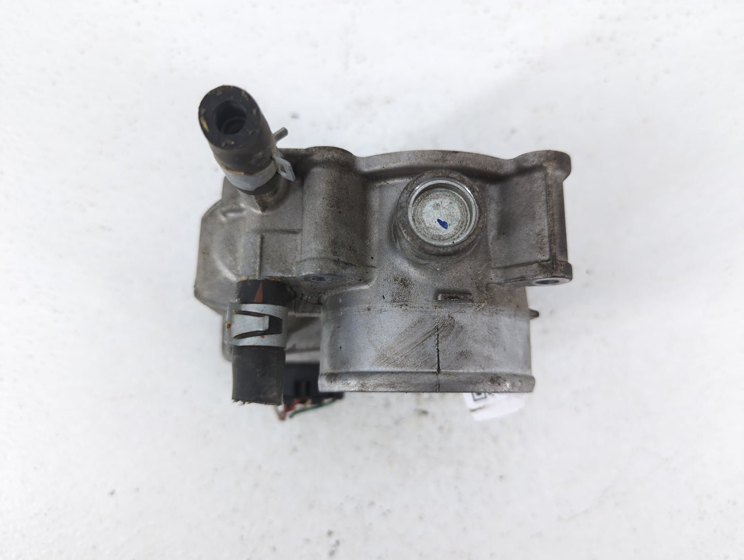 2013-2019 Nissan Sentra Throttle Body P/N:3RA60-01 A Fits Fits 2013 2014 2015 2016 2017 2018 2019 OEM Used Auto Parts - Oemu