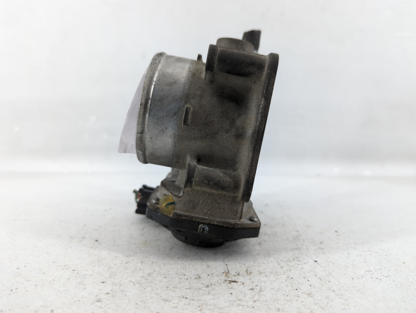 2013-2019 Nissan Sentra Throttle Body P/N:3RA60-01 A Fits Fits 2013 2014 2015 2016 2017 2018 2019 OEM Used Auto Parts - Oemu