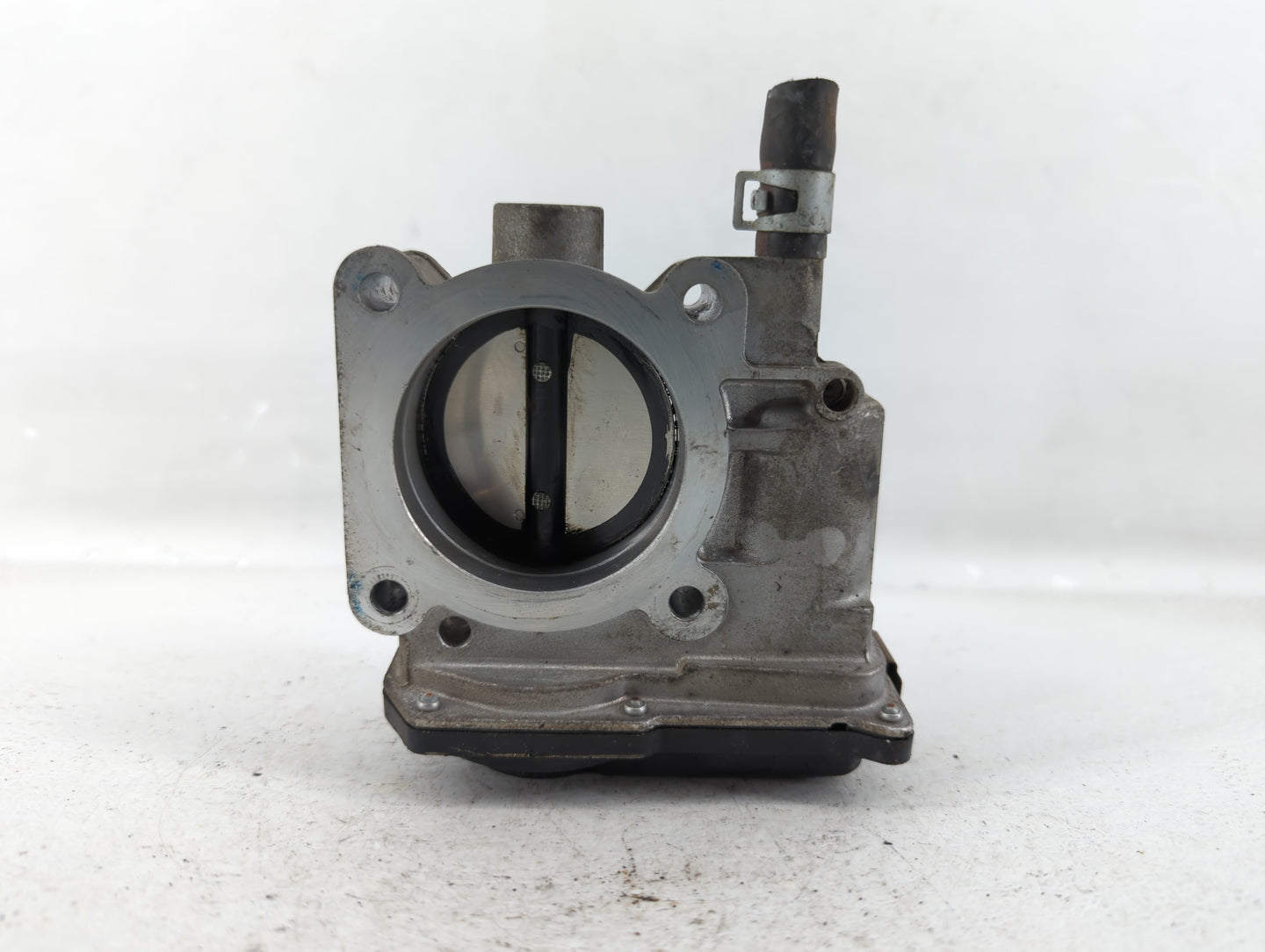 2013-2019 Nissan Sentra Throttle Body P/N:3RA60-01 A Fits Fits 2013 2014 2015 2016 2017 2018 2019 OEM Used Auto Parts - Oemu