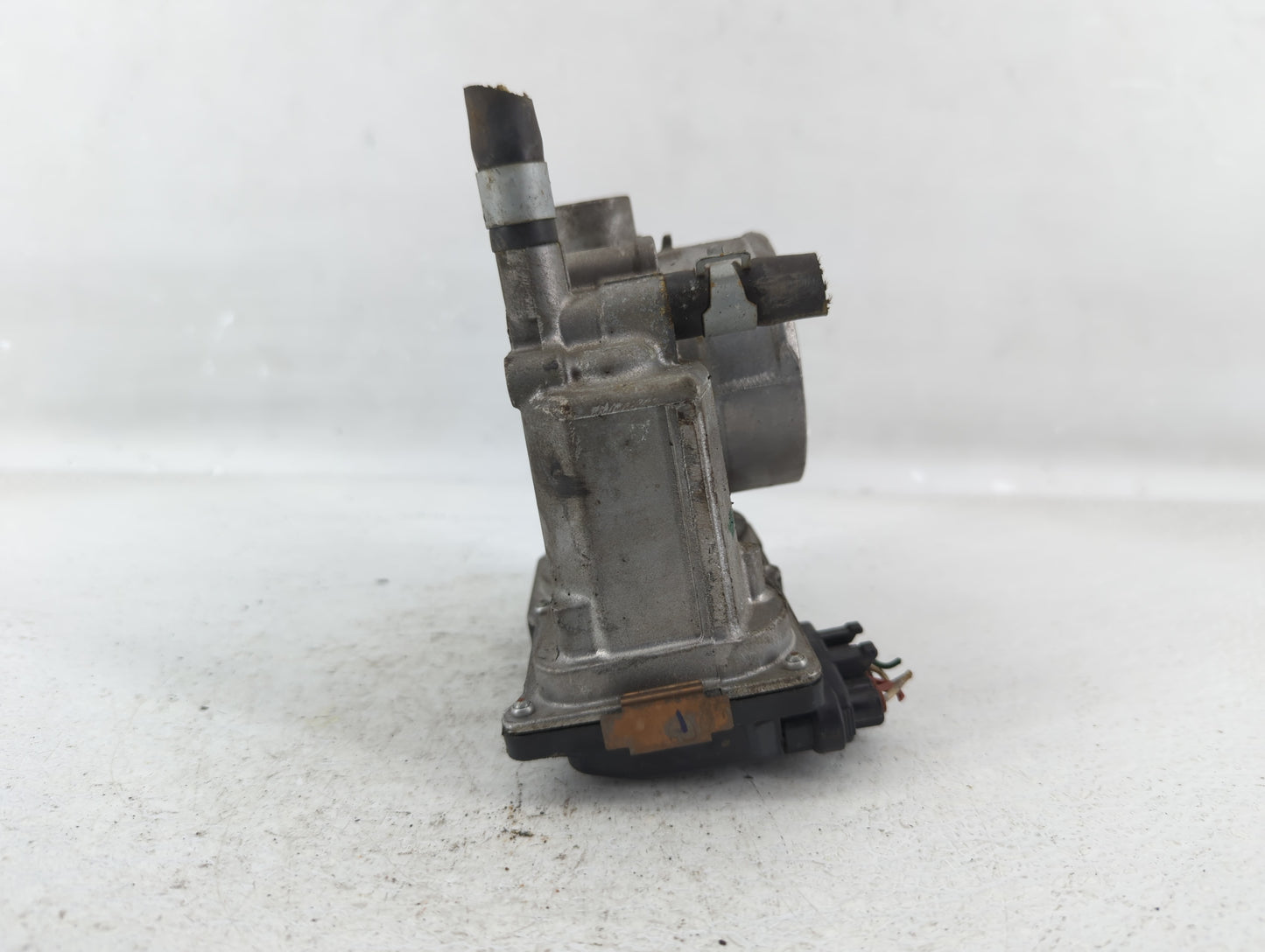 2013-2019 Nissan Sentra Throttle Body P/N:3RA60-01 A Fits Fits 2013 2014 2015 2016 2017 2018 2019 OEM Used Auto Parts - Oemu