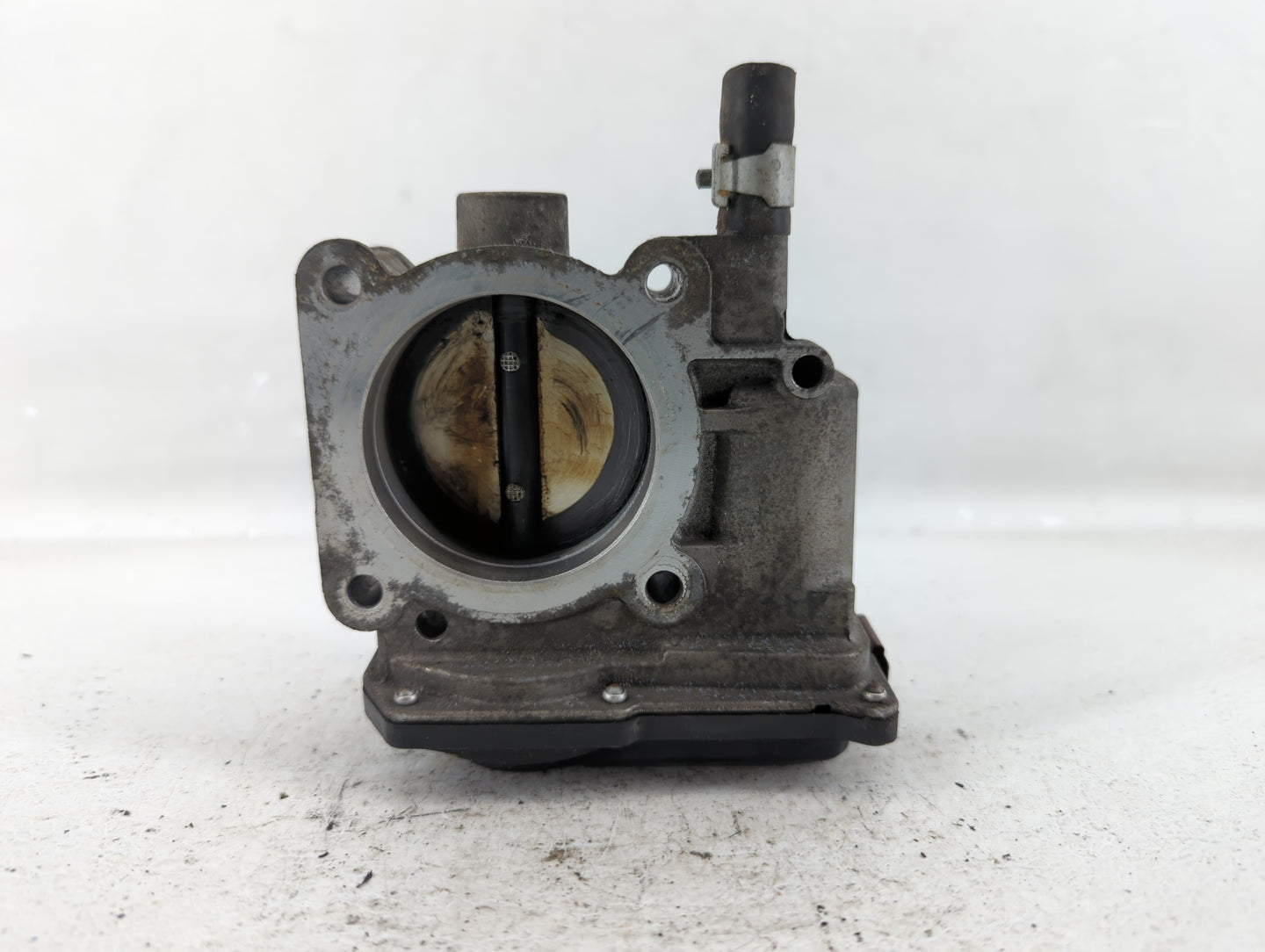 2013-2019 Nissan Sentra Throttle Body P/N:3RA60-01 A Fits Fits 2013 2014 2015 2016 2017 2018 2019 OEM Used Auto Parts - Oemu