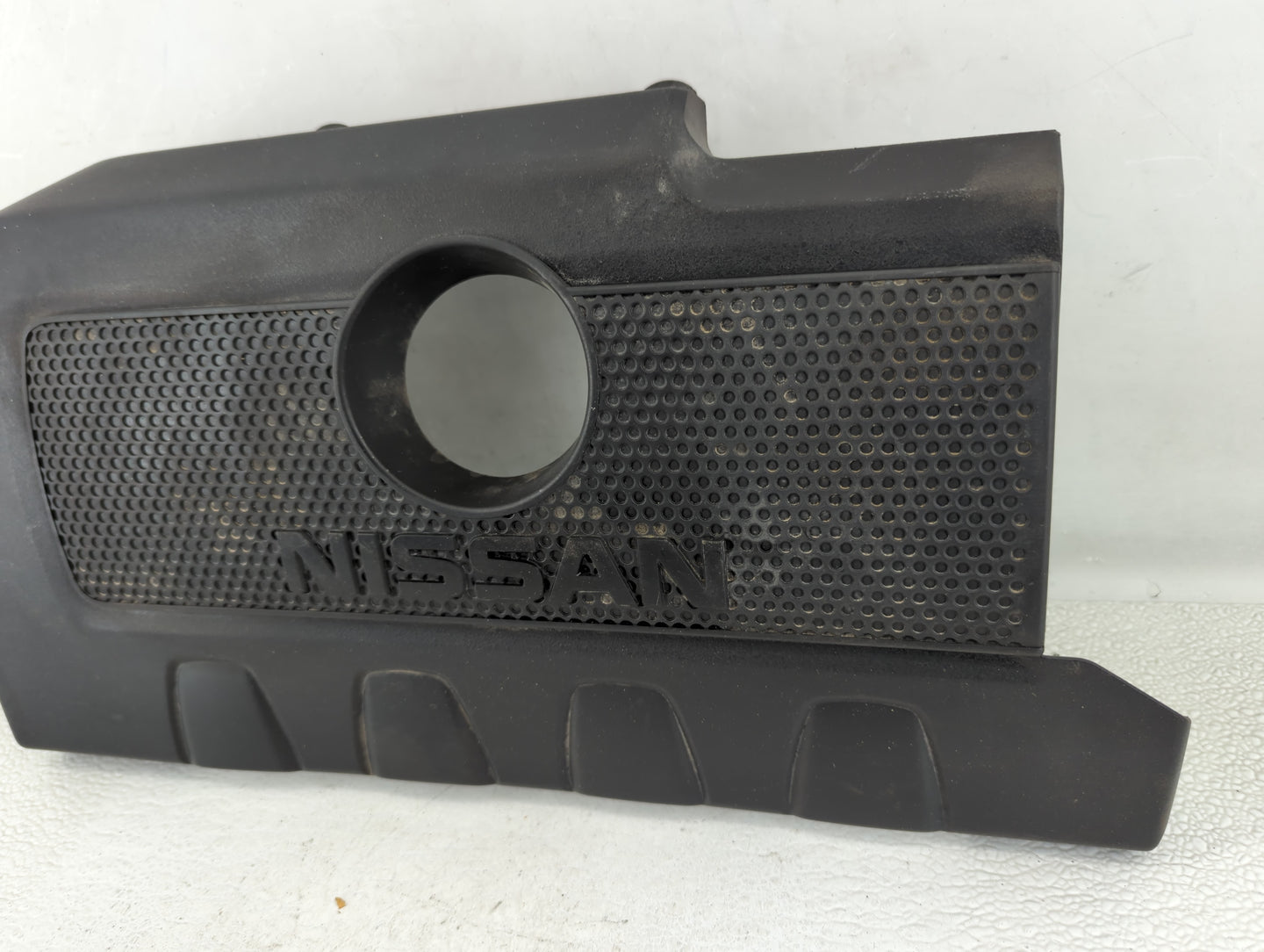 2015 Nissan Sentra Engine Cover - Oemusedautoparts1.com