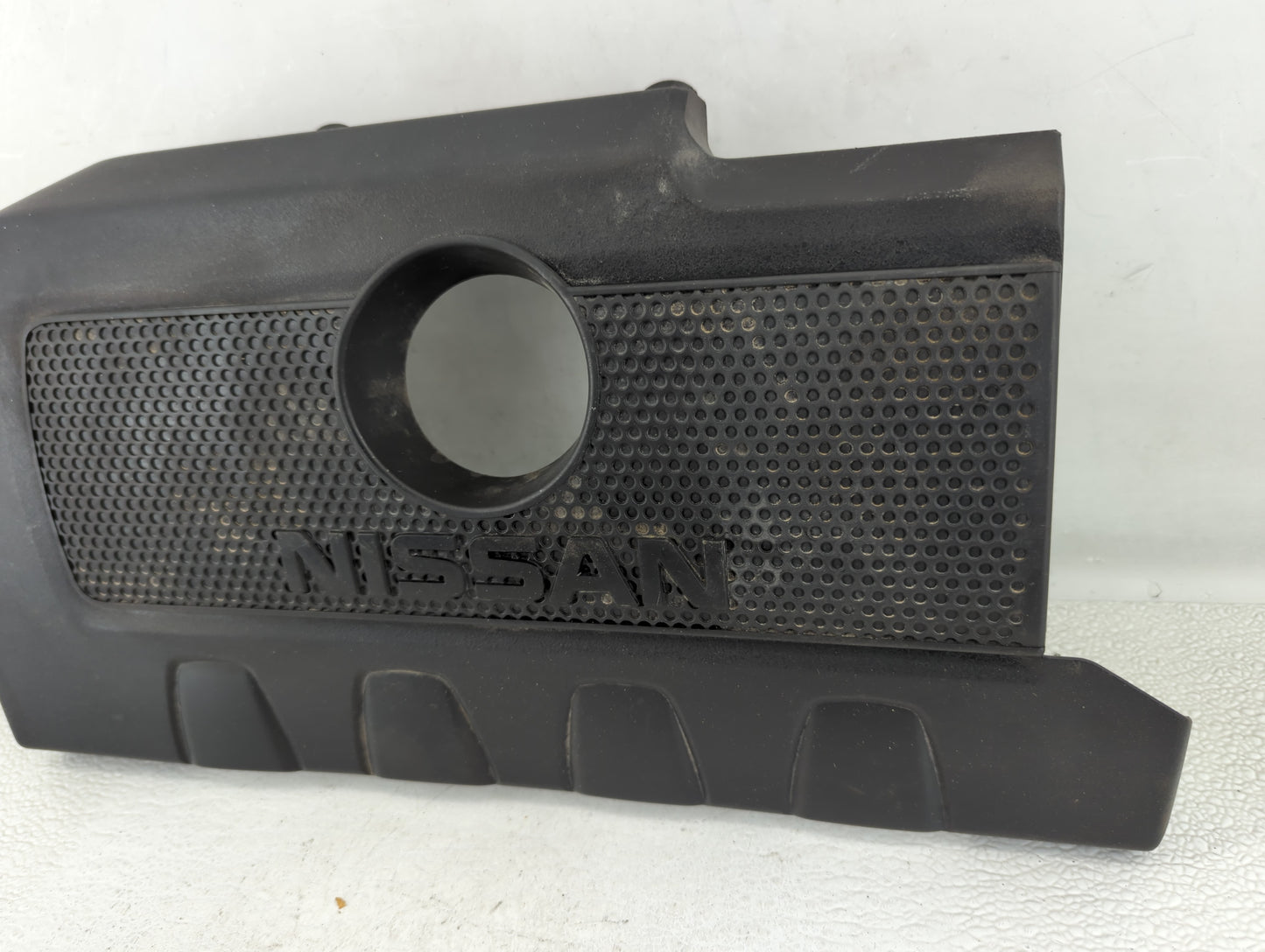 2015 Nissan Sentra Engine Cover - Oemusedautoparts1.com