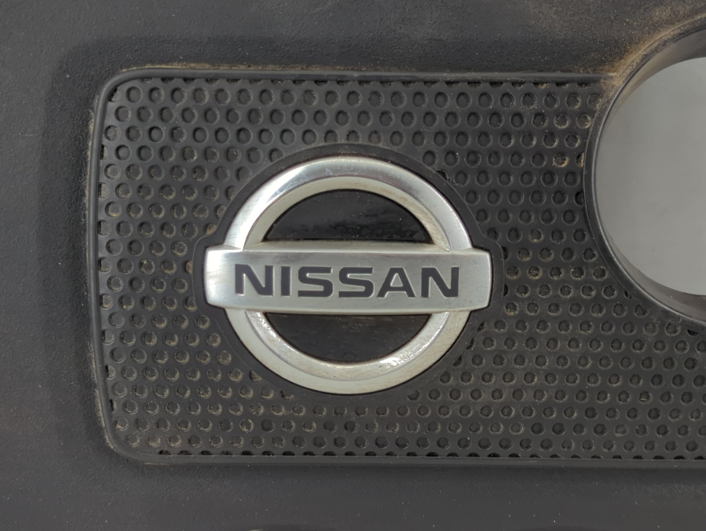 2015 Nissan Sentra Engine Cover - Oemusedautoparts1.com