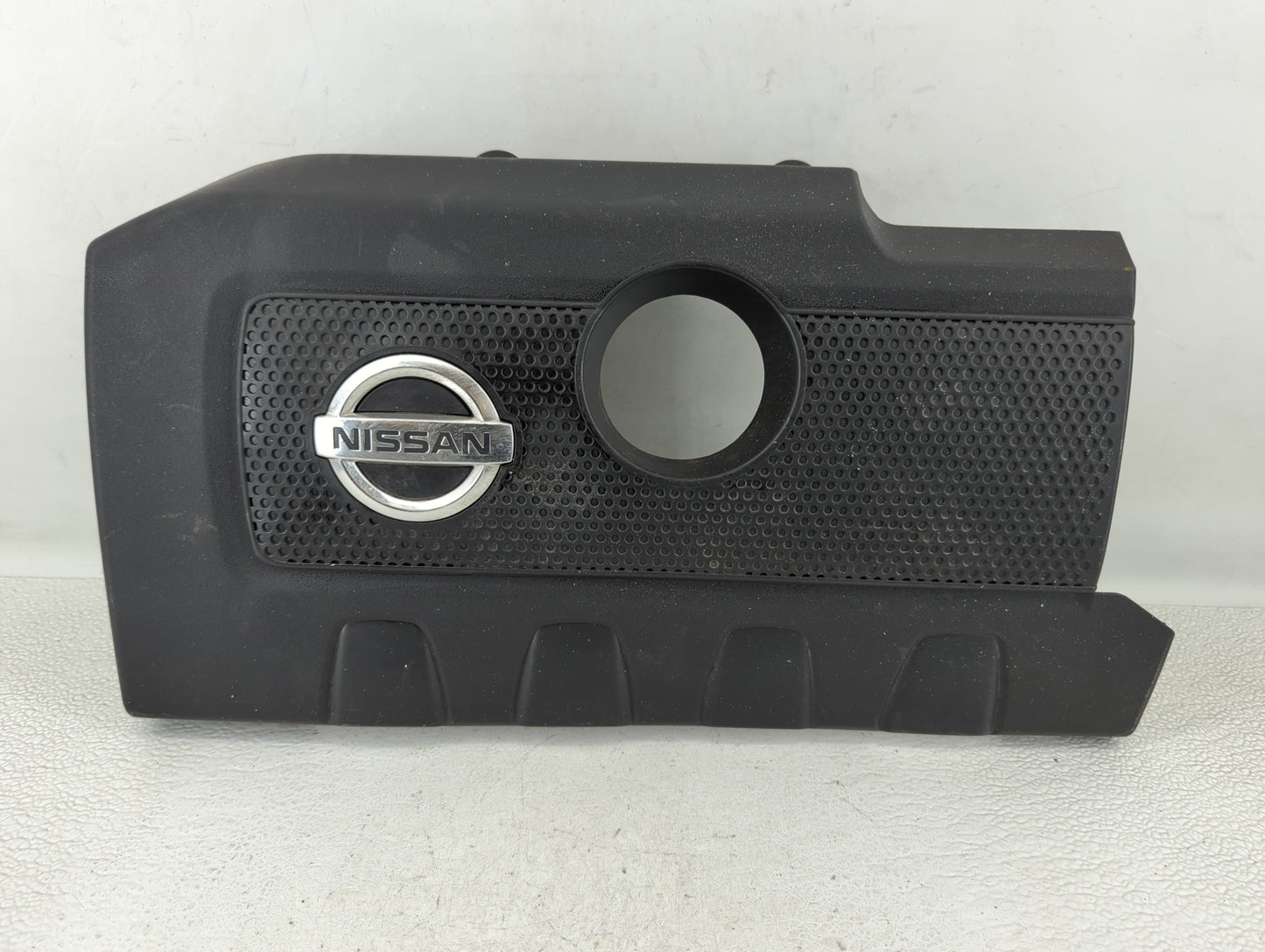 2015 Nissan Sentra Engine Cover - Oemusedautoparts1.com