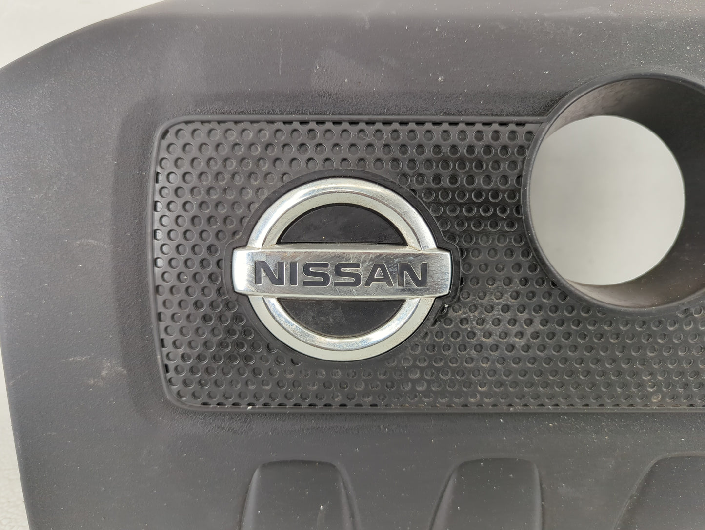 2015 Nissan Sentra Engine Cover - Oemusedautoparts1.com